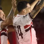 Botafogo-sp supera América-mg de virada e ganha fôlego na Série B