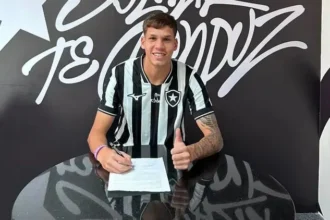 Botafogo supera concorrência e contrata atacante Matheus Henrique