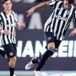 Botafogo tropeça diante do Fluminense e levanta questionamentos sobre escolhas táticas