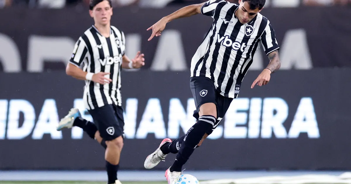 Botafogo tropeça diante do Fluminense e levanta questionamentos sobre escolhas táticas