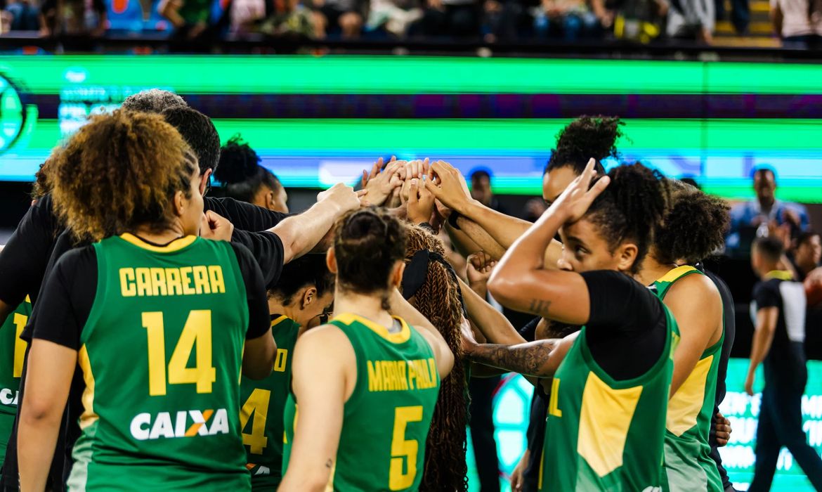 Brasil e Argentina decidem nesta quinta vaga no Pré-olímpico de basquete em Guadalajara