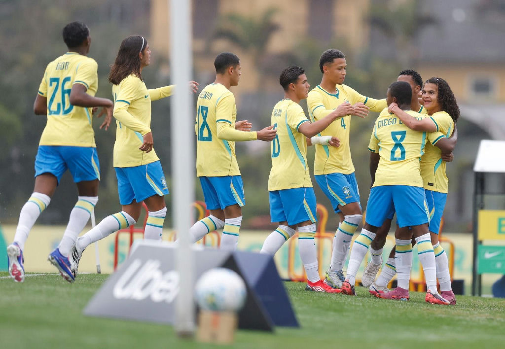 Brasil Sub-15 aplica goleada no Uruguai em Teresópolis antes da Liga Evolução