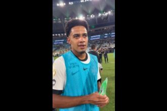 Brenner celebra atuação decisiva em vitória do Vasco sobre o Fluminense
