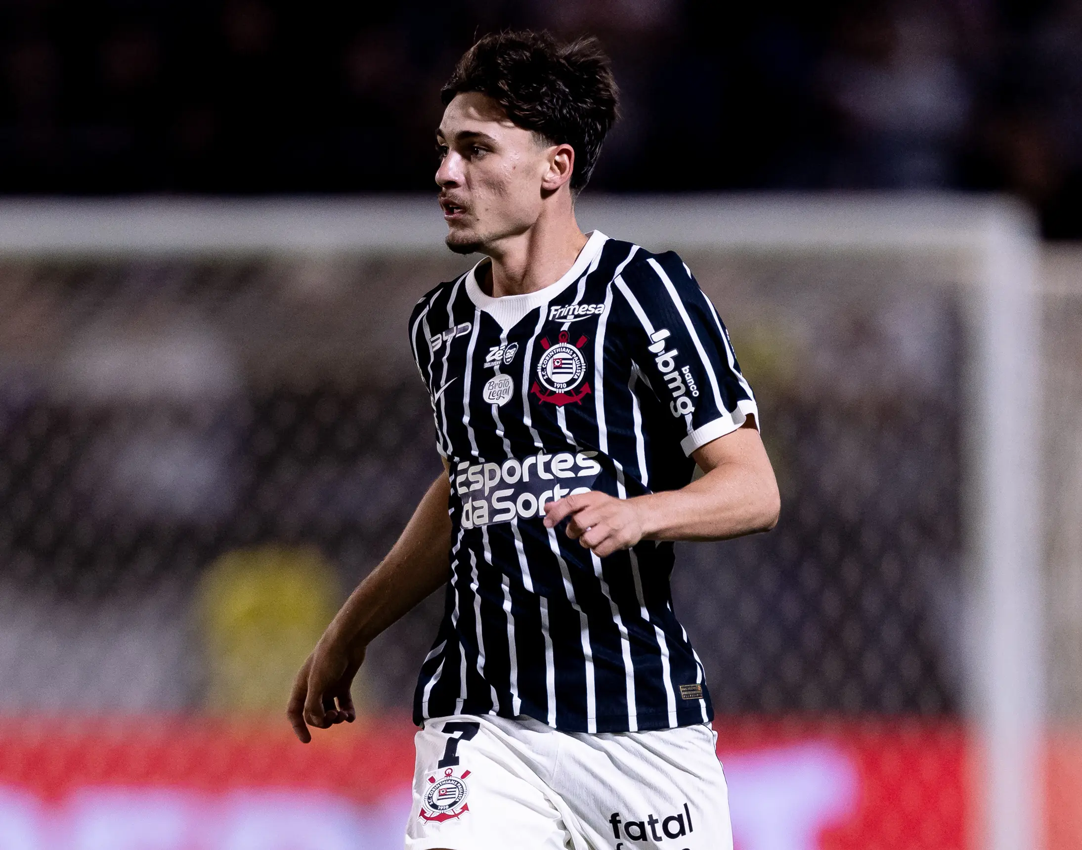 Breno Bidon é desfalque confirmado no Corinthians para o clássico contra o Santos