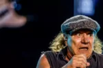 Brian Johnson escapa de acidente com canhão cenográfico em show do AC/DC