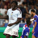 Brian Madjo estreia pelo Aston Villa e ganha destaque após Supercopa