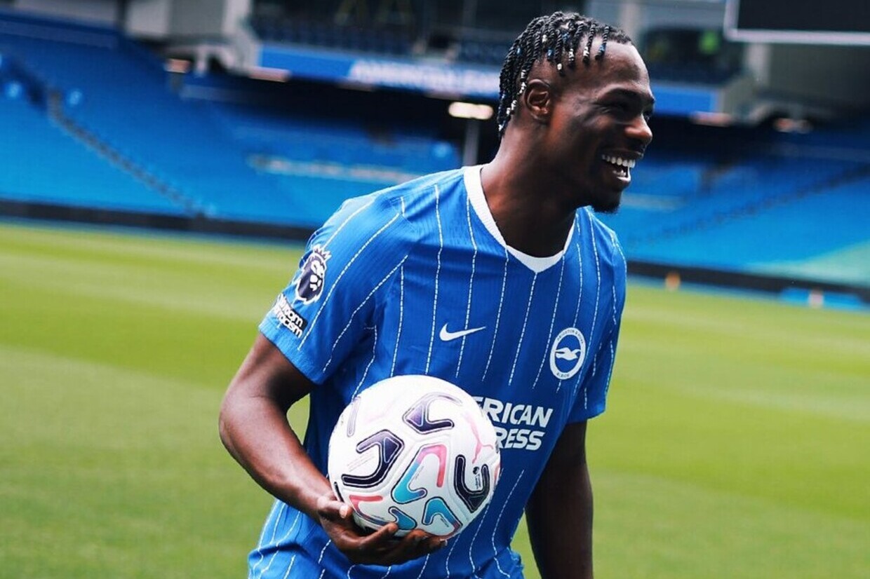 Brighton contrata atacante Promise David por empréstimo com opção de compra