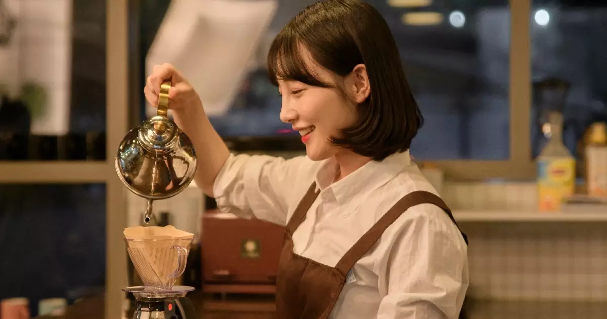 Caffeinetopia: a obsessão sul-coreana por café que reflete o esgotamento juvenil