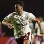 Calleri critica arbitragem e valida insatisfação da torcida após empate do São Paulo