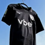 Camisa preta do Botafogo disputa título de melhor lançamento mundial