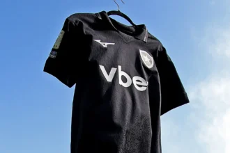 Camisa preta do Botafogo disputa título de melhor lançamento mundial