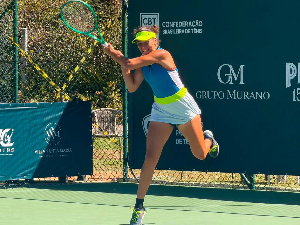 Carolina Bohrer supera Luiza Fullana e conquista seu primeiro título profissional