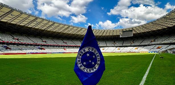 CBF notifica Cruzeiro sobre proibição de publicidade de bets no Mineirão