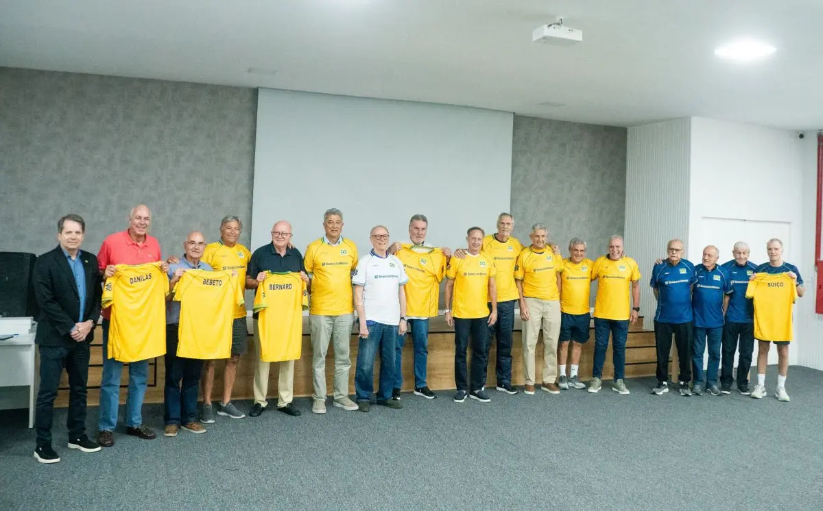CBV homenageia geração histórica do vôlei olímpico de 1976 em Saquarema