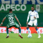 Chapecoense e Cruzeiro empatam sem gols em duelo equilibrado pela Copa do Brasil
