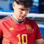 Chapecoense oficializa a contratação do meia Miguel Carvalho