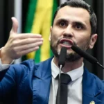 Cleitinho Azevedo oficializa candidatura ao governo de Minas Gerais