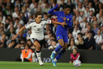 Confronto londrino: Chelsea e Fulham travam batalha intensa na Premier League