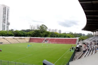 Conselho do Corinthians suspende Mario Mello Junior por seis meses após invasão ao Parque São Jorge