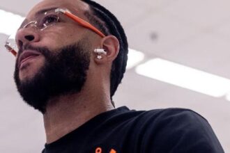 Corinthians articula plano para quitar dívida milionária com Memphis Depay
