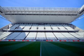 Corinthians e Cruzeiro se enfrentam na Neo Química Arena pelo Brasileirão
