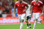 Corinthians e Internacional decidem vaga na Neo Química Arena após vantagem colorada