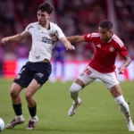 Corinthians e Internacional decidem vaga nas quartas da Copa do Brasil