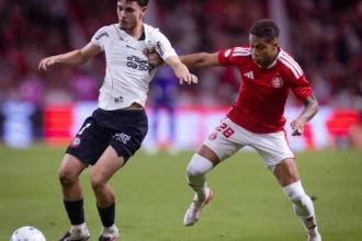 Corinthians e Internacional decidem vaga nas quartas da Copa do Brasil