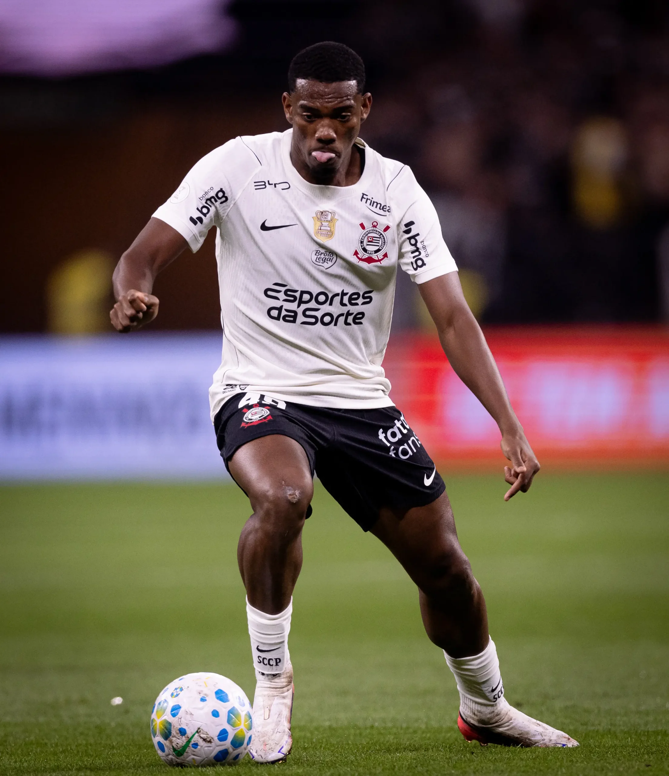 Corinthians enfrenta desfalques e monitora Yuri Alberto para duelo na Libertadores