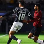 Corinthians mantém marca de patrocinador na camisa mesmo após fim de contrato