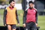 Corinthians preserva trio titular e altera escalação para duelo contra o Coritiba