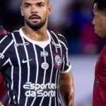 Corinthians supera Bragantino e se aproxima do topo no Brasileirão
