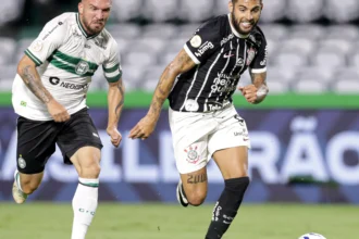 Corinthians visita Coritiba e defende invencibilidade de 14 anos fora de casa