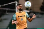 Coritiba mantém vantagem mínima sobre a Chapecoense no primeiro tempo