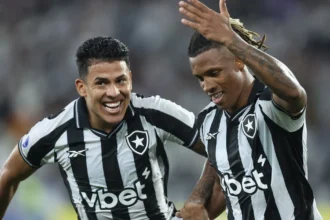 Crise no Botafogo: elenco expõe carências do elenco após goleada no Peru