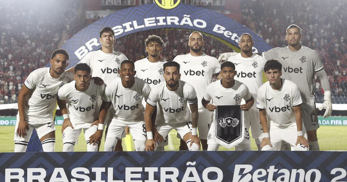 Crise no Botafogo se intensifica após derrota para o Vitória no Brasileirão