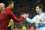 Cristiano Ronaldo presta homenagem a Messi após falecimento de seu pai