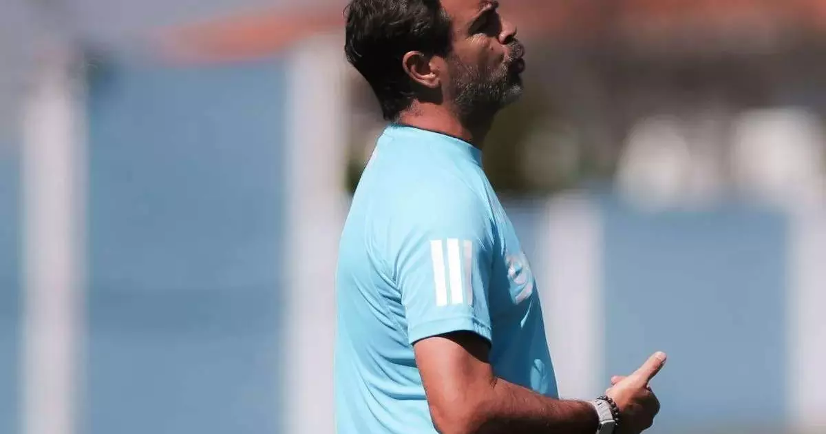 Cruzeiro define escalação com retorno de Jonathan Jesus para clássico na Copa do Brasil