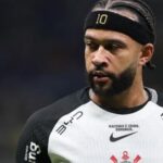 Cruzeiro descarta contratação de Memphis Depay devido a altos custos salariais