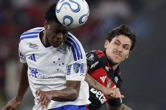 Cruzeiro e Flamengo se enfrentam no Mineirão pela vigésima quarta rodada do Brasileirão