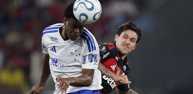 Cruzeiro e Flamengo se enfrentam no Mineirão pela vigésima quarta rodada do Brasileirão