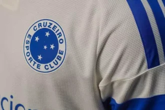 Cruzeiro perde zagueiro por suspensão para duelo contra o Flamengo no Brasileirão