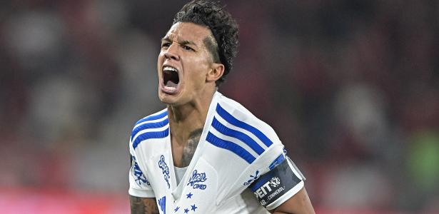Cruzeiro recebe Flamengo no Mineirão em duelo decisivo pelo Brasileirão