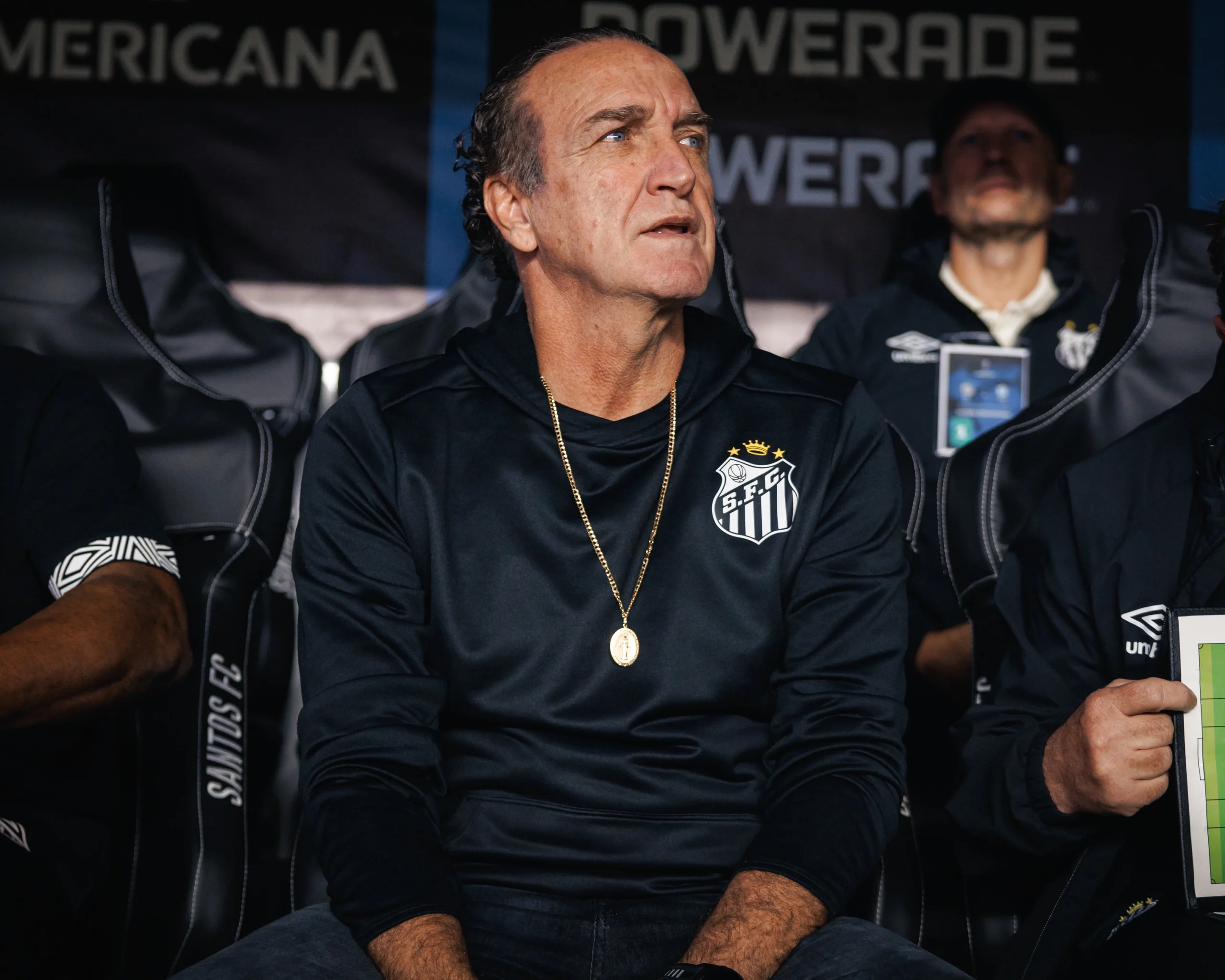 Cuca admite culpa em revés do Santos por 3 a 0 diante do Palmeiras e exige postura diferente