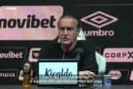 Cuca aponta falhas ofensivas após empate do Santos com o Remo