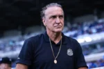 Cuca pressiona diretoria do Santos por reforços e resolução do transfer ban