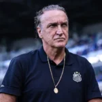 Cuca pressiona diretoria do Santos por reforços e resolução do transfer ban