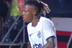Danilo joga com pé inchado e dor após entrada violenta em derrota do Botafogo