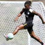 Danilo mantém recusa ao futebol russo e gera impasse no Botafogo
