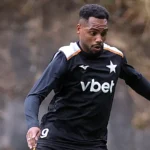 Danilo Pereira ganha vaga no Botafogo para duelo decisivo contra o Cienciano
